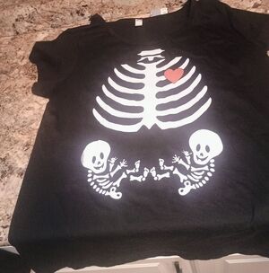 Black Skeleton Maternity Pregnancy Twins Short Sleeve Graphic Tee